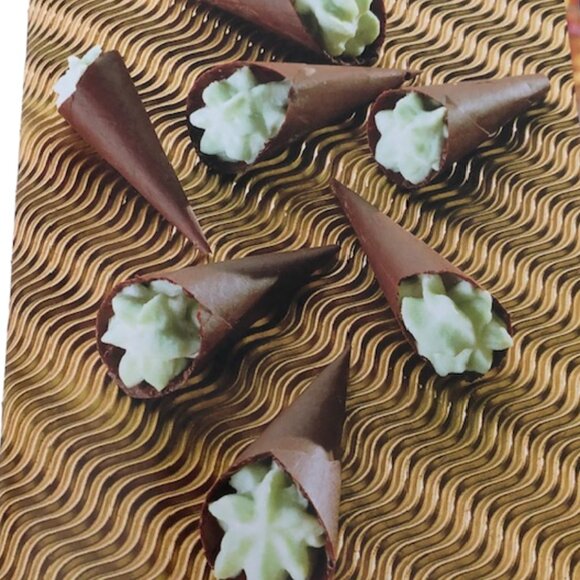 Perfect Chocolate (Perfect Cooking) Hardcover – January 1, 2006 - Picture 9 of 11